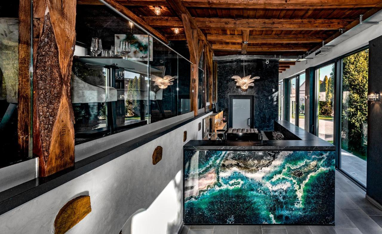 Szent Gyoergy Kuria Bed & Breakfast Kisharsány Dış mekan fotoğraf
