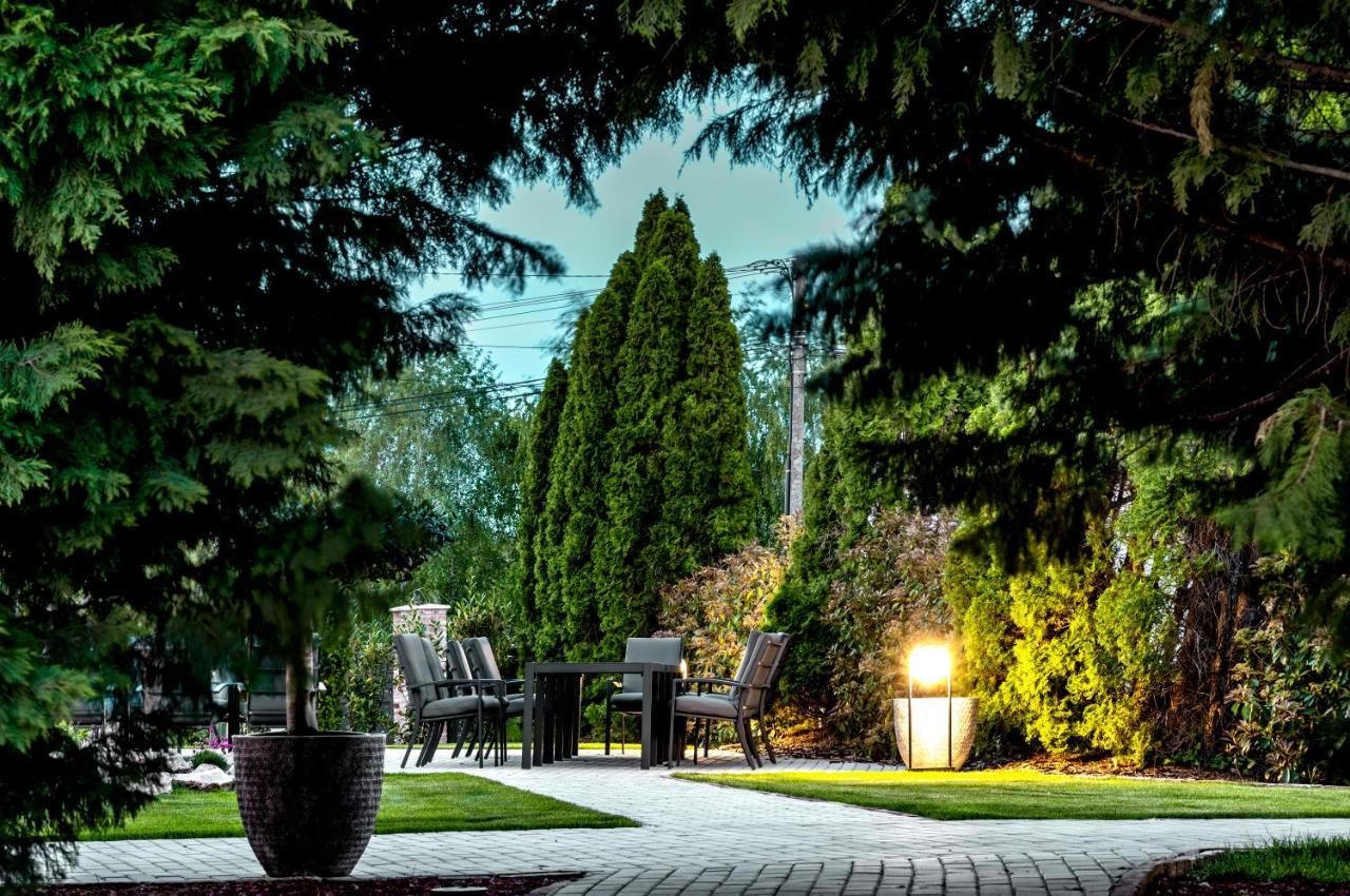 Szent Gyoergy Kuria Bed & Breakfast Kisharsány Dış mekan fotoğraf