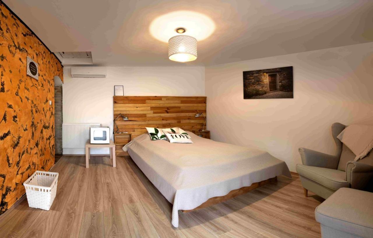 Szent Gyoergy Kuria Bed & Breakfast Kisharsány Dış mekan fotoğraf